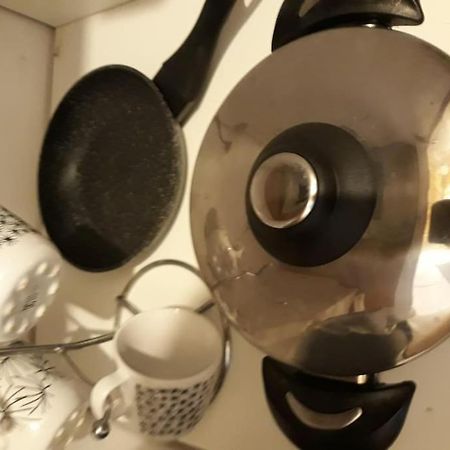 Studio Milana Apartment บรัสเซลส์ ภายนอก รูปภาพ